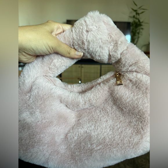 Fuzzy Pink Bag - Picture 1 of 5
